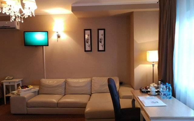 Riviera Resort Modlin Airport