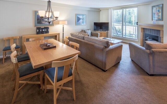 Woodrun Lodge