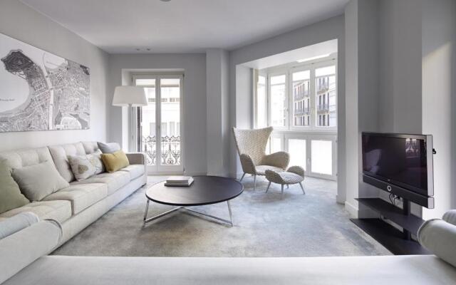 Easo Suite 7 Apartment by Feelfree Rentals