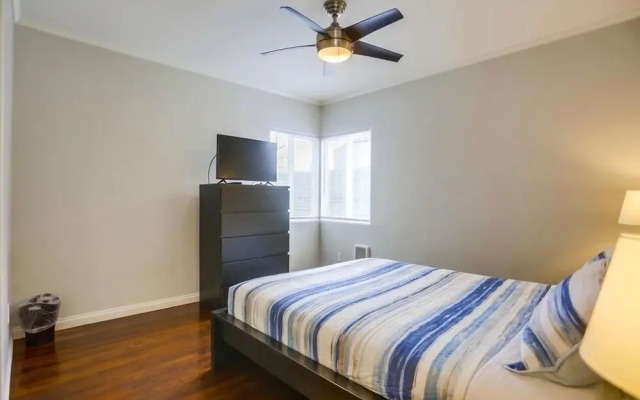 Manhattan Shores 1C