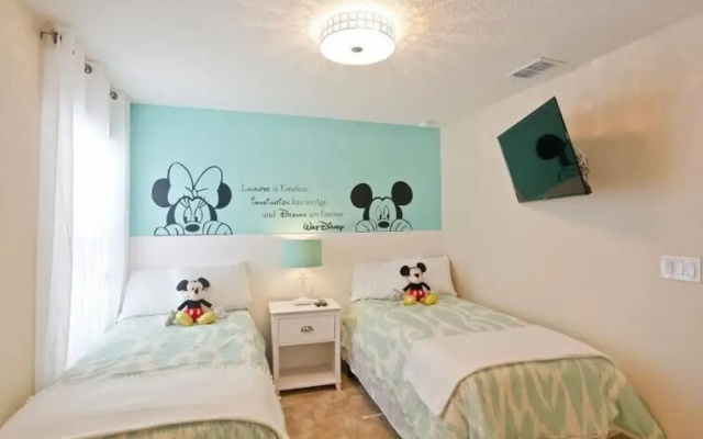 2650 Tranquility Way 6 Bedroom Home by Redawning