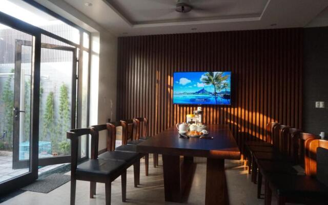 Homestay Villa Full House