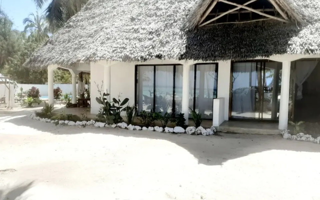 Maua beach lodge