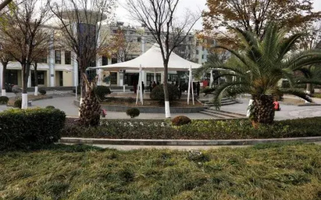 Yiju Hostel