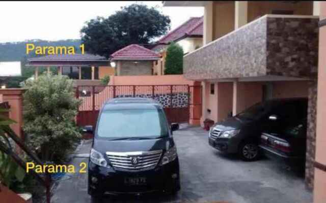 Parama Guest House