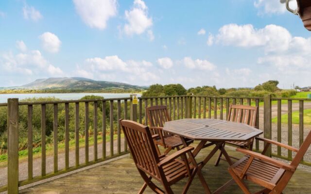Loch Side Lodge 8