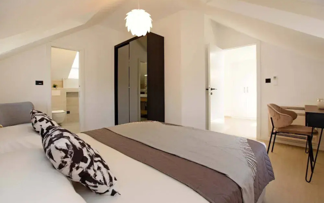 Beachfront villa Senses for 12 in Milna