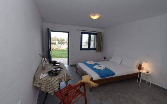 Mantilida Villa & Studio