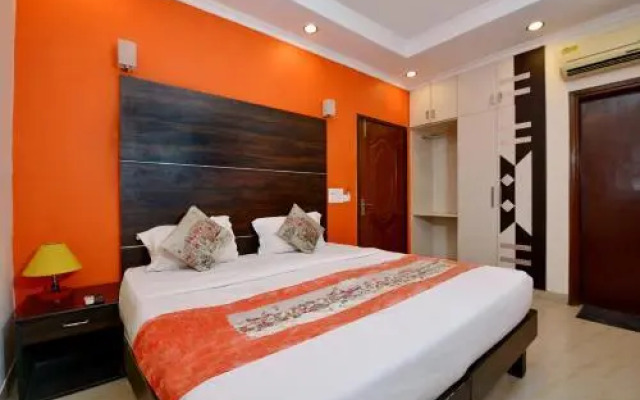 Solitaire Villa By OYO Rooms