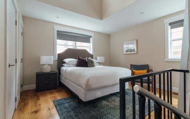 Renovated & Modern Home in Downtown Philly