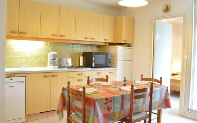 Appartement Le Grau-du-Roi, 2 pièces, 6 personnes - FR-1-250-105