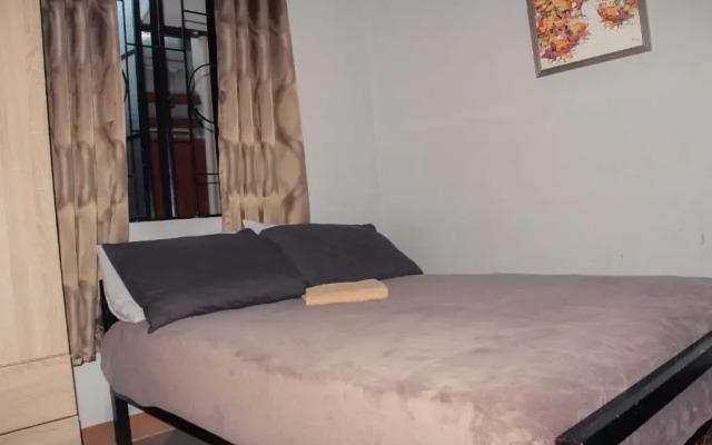 Apartment near Malls