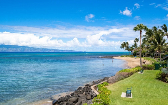 Kahana Outrigger #2b1 3 Bedroom Condo by RedAwning
