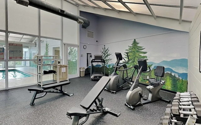 Whispering Pines 124