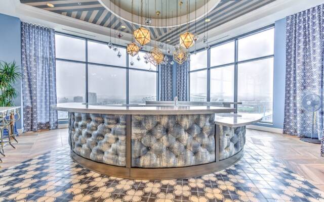 Global Luxury Suites in Downtown Cincinnati