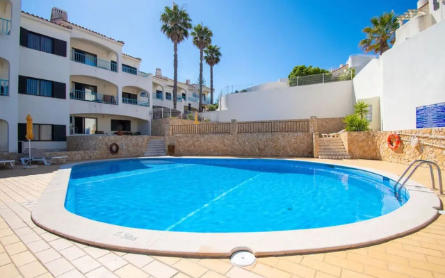 102 Hibiscus Monte Dourado