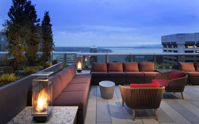 Convention Center Lux Suites By Barsala