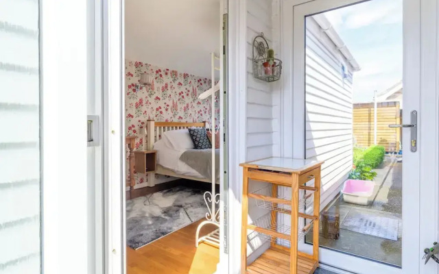 Flower Garden Studio in Sheringham- Cycle Friendly