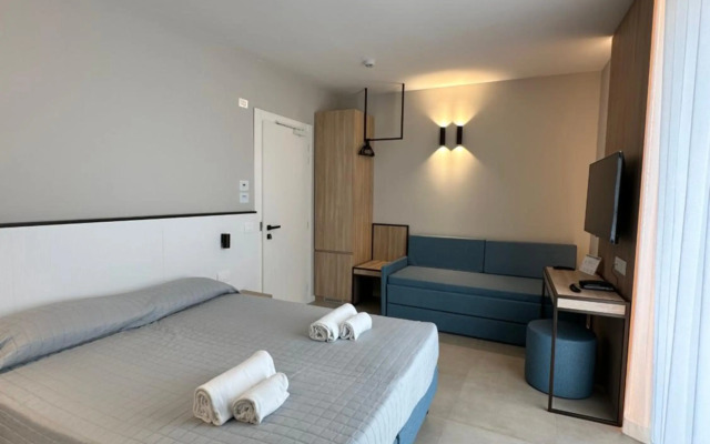 Petit Hotel