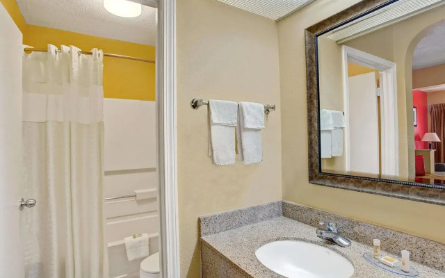 Americas Best Value Inn Memphis I-240