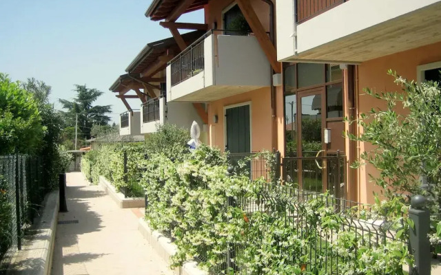 Belvilla by OYO Small Residence With Swimming Pool