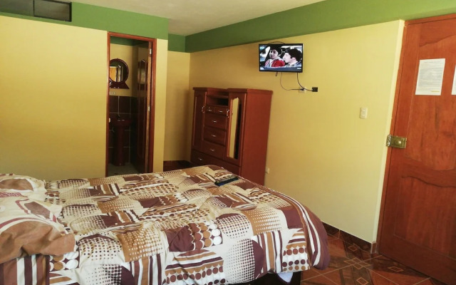 Artesonraju Hostel Huaraz