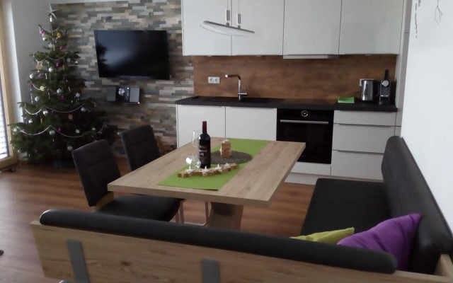 Sonnen-Appartement Heidi