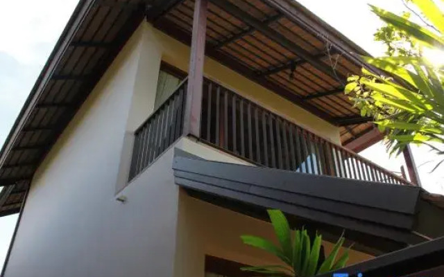 Rarin Villas