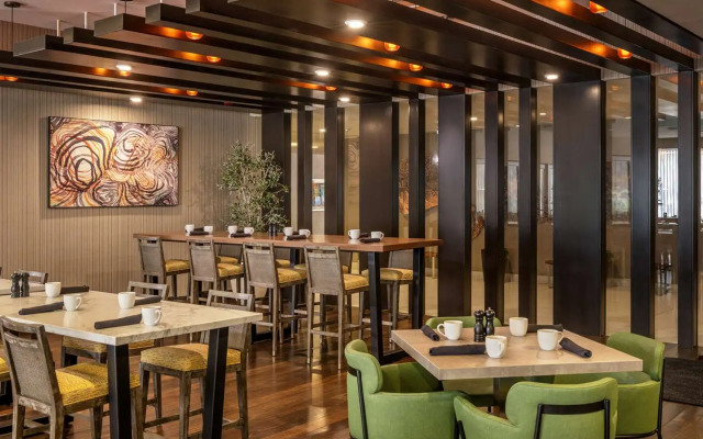 DoubleTree by Hilton Hotel San Bernardino