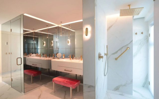 45 Times Barcelona Hotel