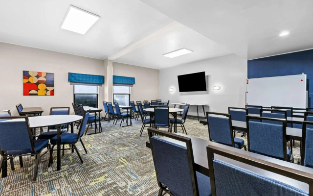 Hampton Inn Florence Midtown near University of North Alabama