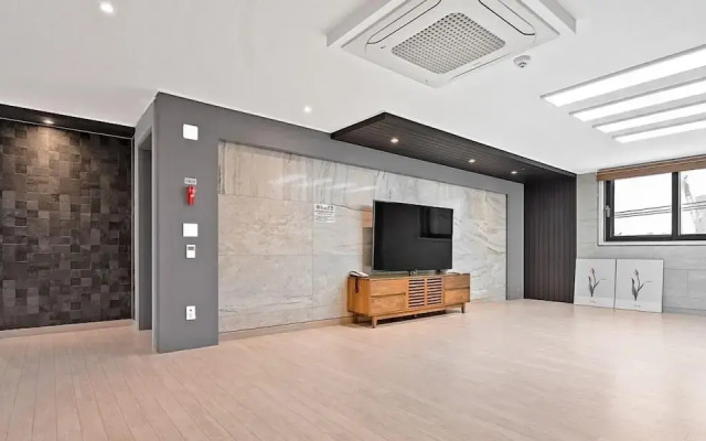 Pohang A1 Hotel Yeongildae Branch