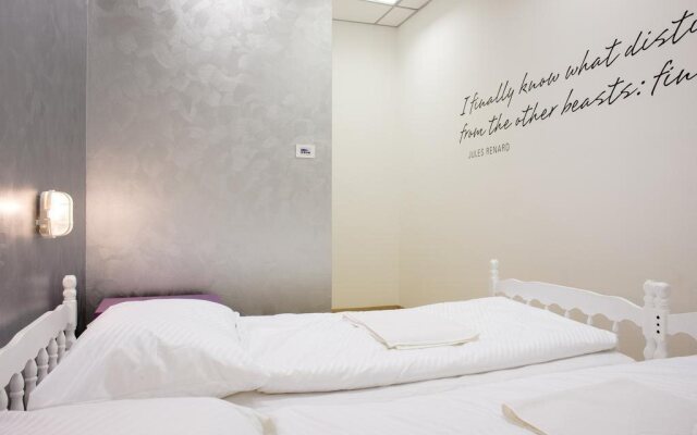Hostel Tresor