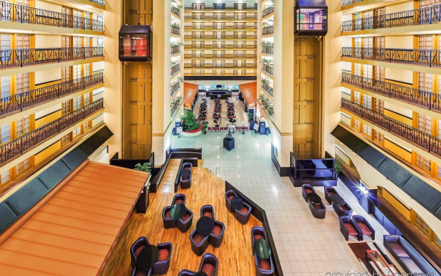 Crowne Plaza Suites Houston Southwest