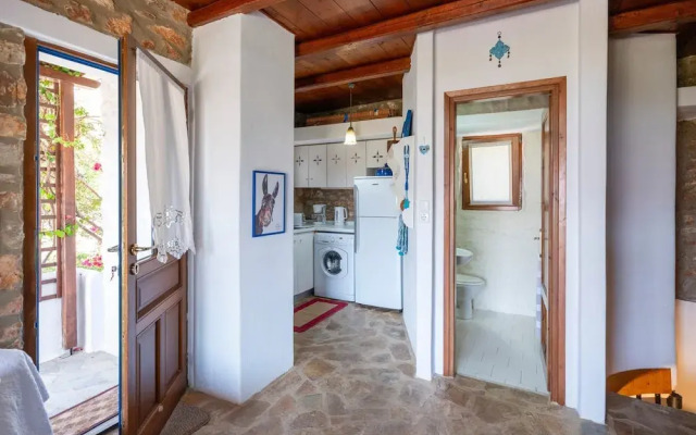 Elena s Traditional Dreamhouse