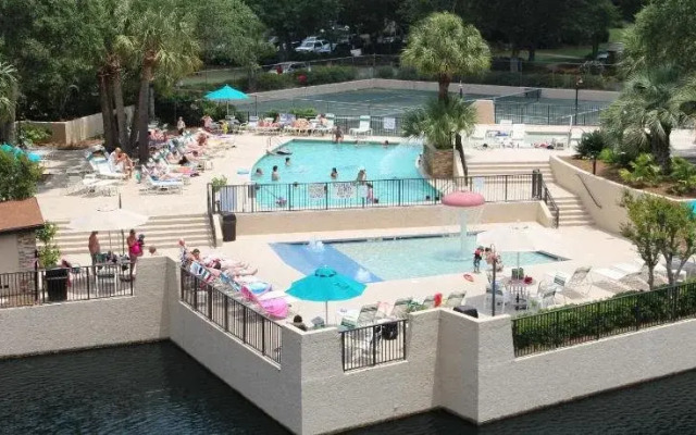 Seawatch at Island Club