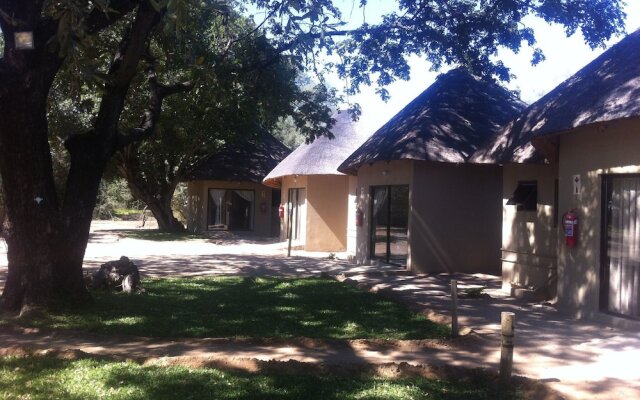 Shakawe Sands Lodge