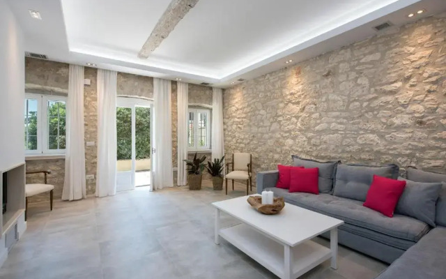 Villa Aelia by White Dream Villas
