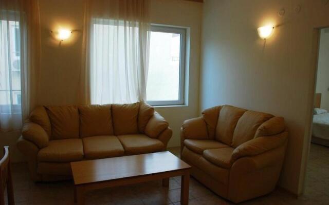 Coral Beach Apartment