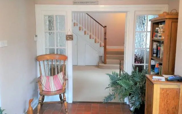 Cranleigh Bed  Breakfast