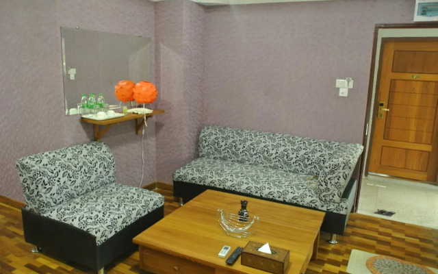 Yaewaddy Motel