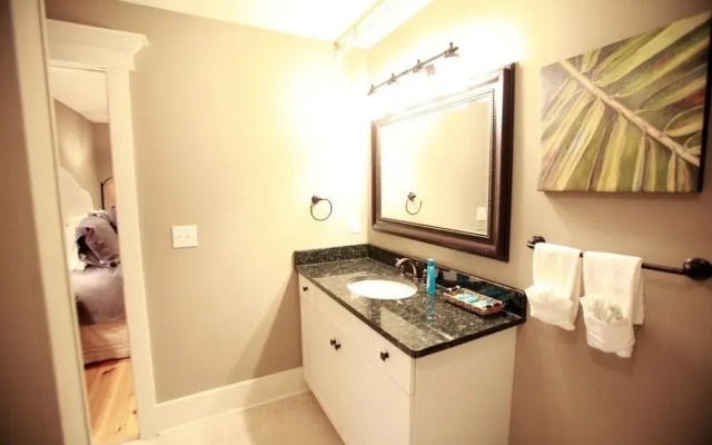 229 King Luxury Suites