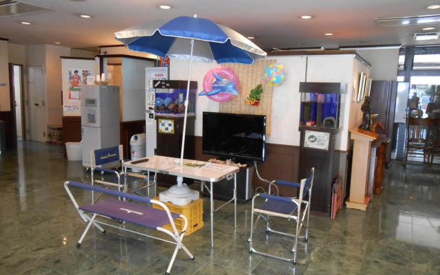 Terminal Art Inn