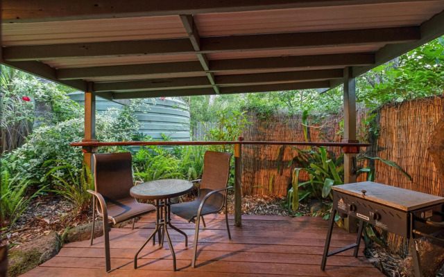Hunchy Hideaway