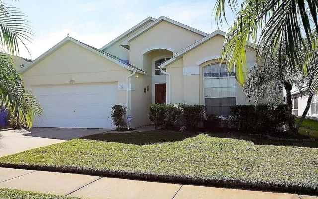 663 4-bedroom Pool Home, Eagle Pointe Kissimmee