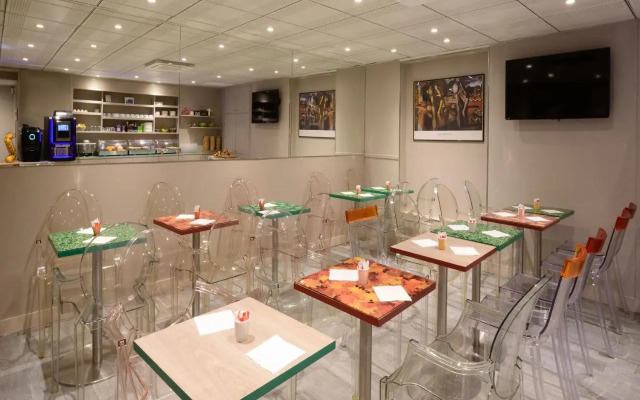 Hotel Les Jardins de Montmartre