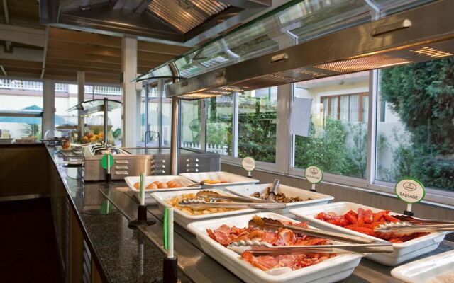 Sentinel Luxury Suite Hotel