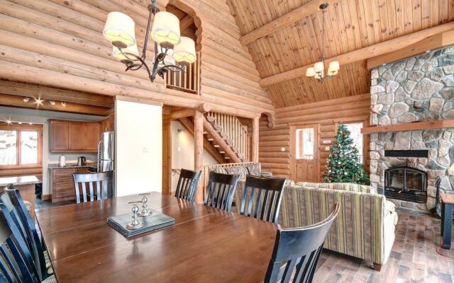 Chalet Lakota