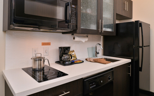 Candlewood Suites Austin Airport by IHG