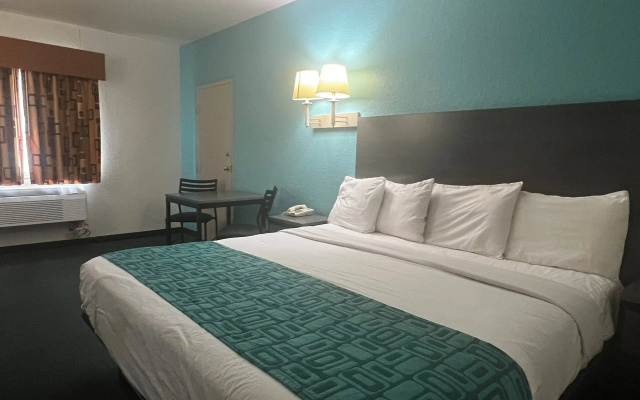 Ramada Limited by Wyndham, Bloomington I-55 & I-74 IL